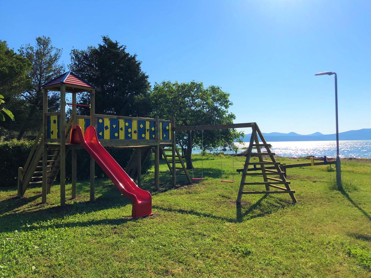 Hotel Camping Vransko Jezero - Crkvine Pakoštane Exterior foto